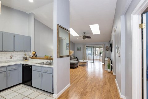 Casa en venta en Oviedo, Florida, 4 dormitorios, 139.35 m2 № 2384122 - foto 2