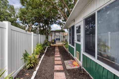 Casa en venta en Oviedo, Florida, 4 dormitorios, 139.35 m2 № 2384122 - foto 24
