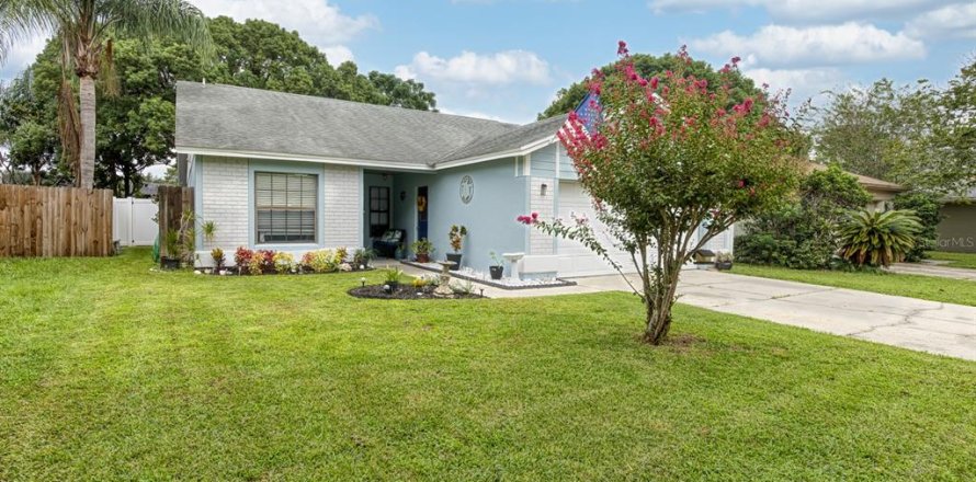 Casa en Oviedo, Florida 4 dormitorios, 139.35 m2 № 2384122