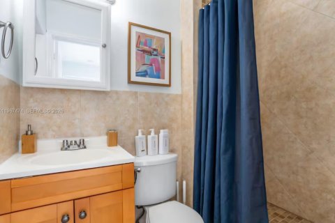 Casa en alquiler en Hollywood, Florida, 3 dormitorios, 93.65 m2 № 2031774 - foto 5