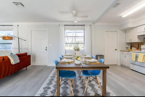 Casa en alquiler en Hollywood, Florida, 3 dormitorios, 93.65 m2 № 2031774 - foto 11