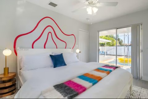 Casa en alquiler en Hollywood, Florida, 3 dormitorios, 93.65 m2 № 2031774 - foto 3