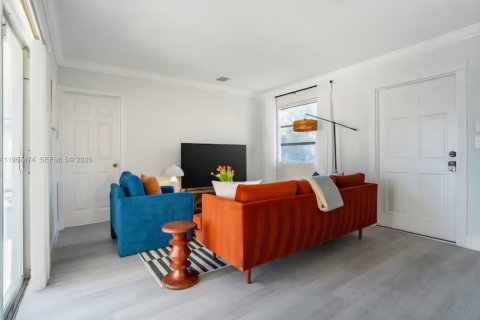 Casa en alquiler en Hollywood, Florida, 3 dormitorios, 93.65 m2 № 2031774 - foto 4