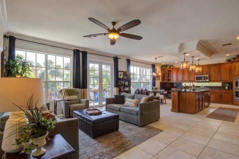 Villa ou maison à vendre à Lighthouse Point, Floride: 6 chambres, 454.76 m2 № 2273546 - photo 10