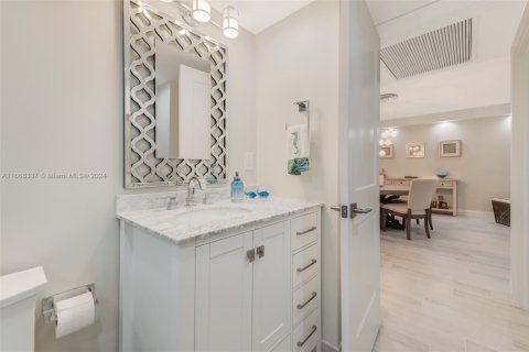 Condo in Fort Lauderdale, Florida, 1 bedroom  № 1811678 - photo 17