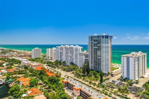 Condo in Fort Lauderdale, Florida, 1 bedroom  № 1811678 - photo 1