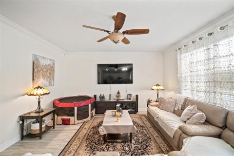 Casa en venta en Riverview, Florida, 4 dormitorios, 270.44 m2 № 1822998 - foto 11