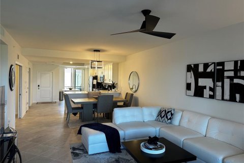 Condo in Venice, Florida, 2 bedrooms  № 1555777 - photo 5