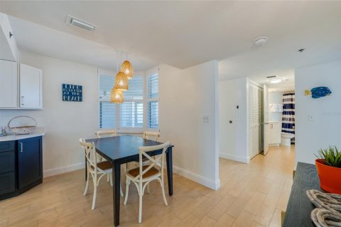 Condo in Port Orange, Florida, 3 bedrooms  № 1575071 - photo 5