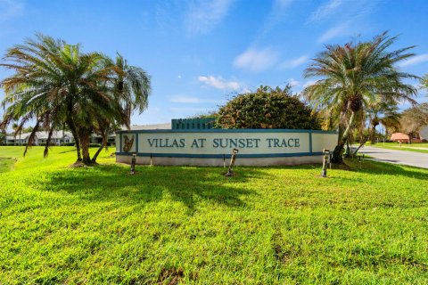 Townhouse in Palm City, Florida 2 bedrooms, 114.83 sq.m. № 2153748