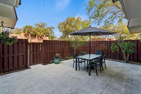 Townhouse in Palm City, Florida 2 bedrooms, 114.83 sq.m. № 2153748 - photo 8
