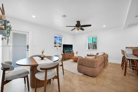 Villa ou maison à louer à Fort Lauderdale, Floride: 3 chambres, 134.71 m2 № 2044370 - photo 6