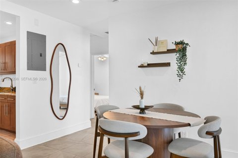 Villa ou maison à louer à Fort Lauderdale, Floride: 3 chambres, 134.71 m2 № 2044370 - photo 7