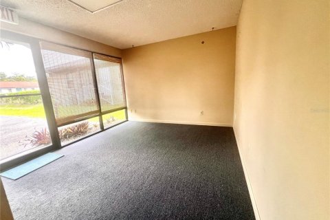 Commercial property in Ocala, Florida 111.48 sq.m. № 1841641 - photo 3