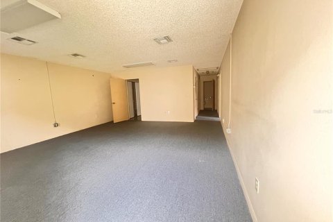 Commercial property in Ocala, Florida 111.48 sq.m. № 1841641 - photo 4