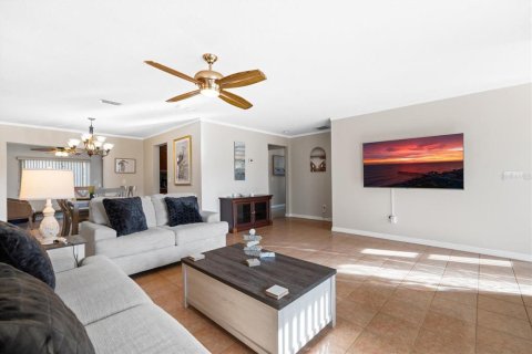Propiedad comercial en venta en Palm Coast, Florida, 7 dormitorios, 354.05 m2 № 1908710 - foto 24