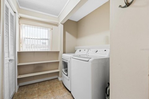 Propiedad comercial en venta en Palm Coast, Florida, 7 dormitorios, 354.05 m2 № 1908710 - foto 29
