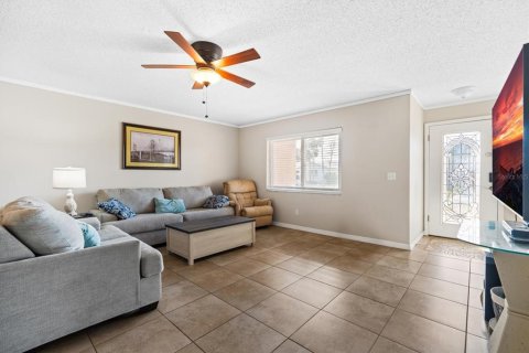 Propiedad comercial en venta en Palm Coast, Florida, 7 dormitorios, 354.05 m2 № 1908710 - foto 4