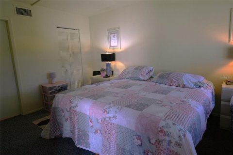 Copropriété à vendre à Punta Gorda, Floride: 2 chambres, 95.88 m2 № 2145522 - photo 13
