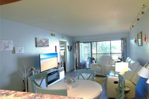 Copropriété à vendre à Punta Gorda, Floride: 2 chambres, 95.88 m2 № 2145522 - photo 10