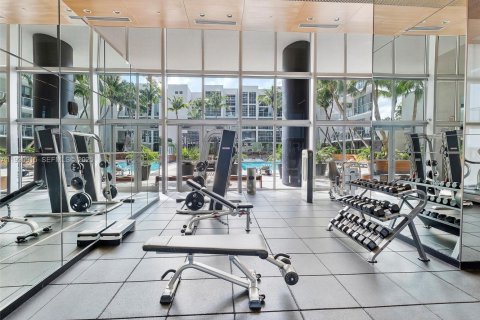 Condo in Miami, Florida, 2 bedrooms № 1991627 - photo 28