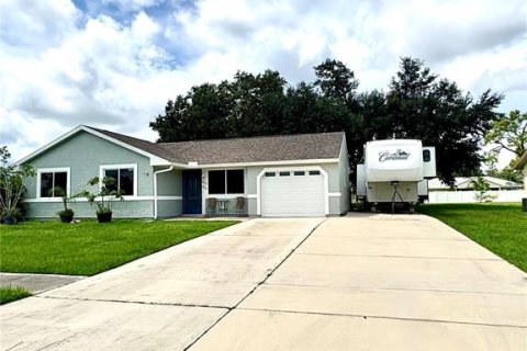 Villa ou maison à vendre à North Port, Floride: 2 chambres, 105.26 m2 № 1919765 - photo 30