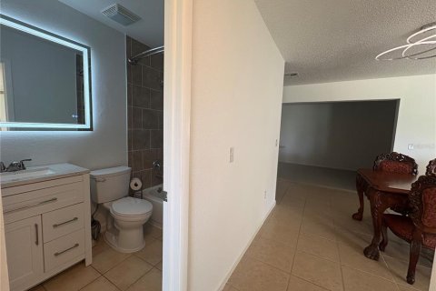 Villa ou maison à vendre à North Port, Floride: 2 chambres, 105.26 m2 № 1919765 - photo 26