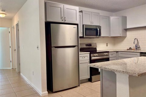 Villa ou maison à vendre à North Port, Floride: 2 chambres, 105.26 m2 № 1919765 - photo 6