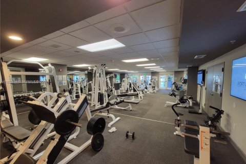 Condo in Miami, Florida, 2 bedrooms  № 1997069 - photo 26