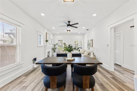 Casa en venta en Tampa, Florida, 2 dormitorios, 104.79 m2 № 2386237 - foto 8
