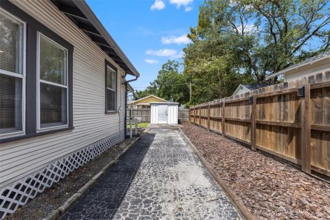 Casa en venta en Tampa, Florida, 2 dormitorios, 104.79 m2 № 2386237 - foto 30