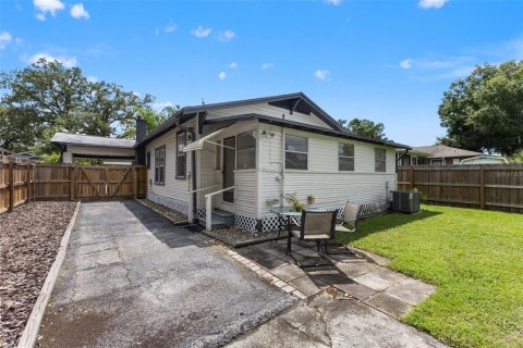 Casa en venta en Tampa, Florida, 2 dormitorios, 104.79 m2 № 2386237 - foto 27
