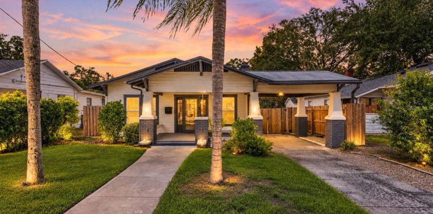 Casa en Tampa, Florida 2 dormitorios, 104.79 m2 № 2386237
