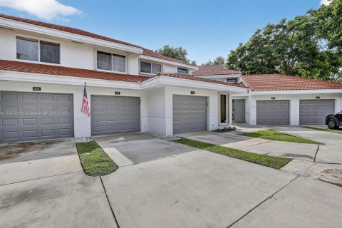 Condominio en venta en Plantation, Florida, 2 dormitorios, 108.05 m2 № 1922924 - foto 2