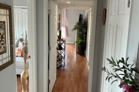 Condominio en venta en Miami, Florida, 2 dormitorios, 95.69 m2 № 1951934 - foto 23
