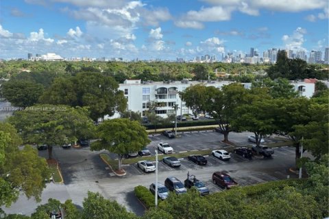 Condominio en venta en Miami, Florida, 2 dormitorios, 95.69 m2 № 1951934 - foto 3