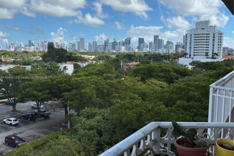 Condominio en venta en Miami, Florida, 2 dormitorios, 95.69 m2 № 1951934 - foto 1