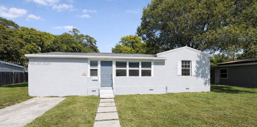 Дом в Форт-Лодердейл, Флорида 3 спальни, 113.81м2 № 2008976