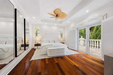 Villa ou maison à vendre à Miami, Floride: 4 chambres, 345.22 m2 № 1990483 - photo 16