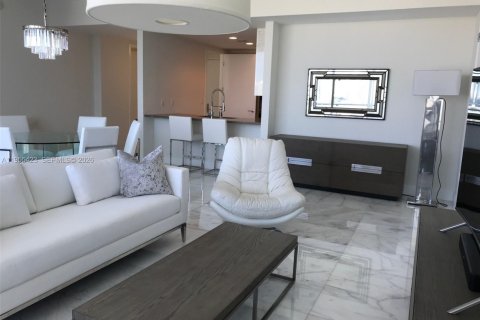 Condominio en alquiler en Miami Beach, Florida, 2 dormitorios, 136.1 m2 № 2010202 - foto 5