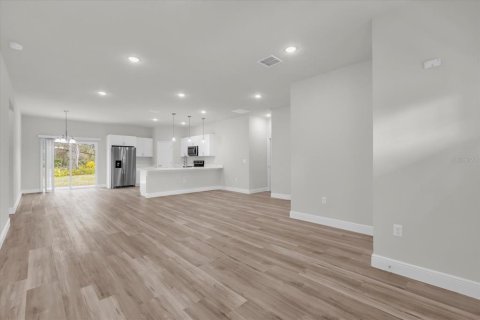 Villa ou maison à louer à Ocala, Floride: 4 chambres, 170.29 m2 № 2427118 - photo 3