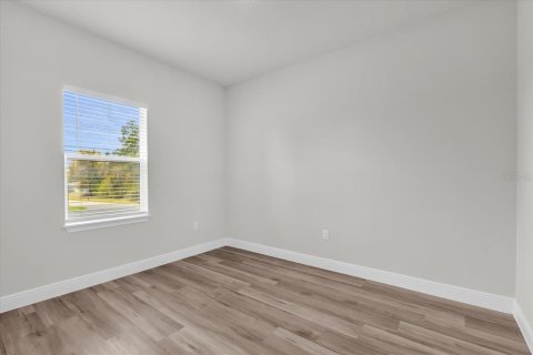 Villa ou maison à louer à Ocala, Floride: 4 chambres, 170.29 m2 № 2427118 - photo 9