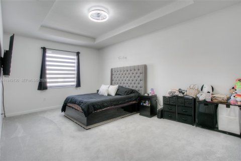 Adosado en venta en Miami, Florida, 3 dormitorios, 168.34 m2 № 1999465 - foto 9