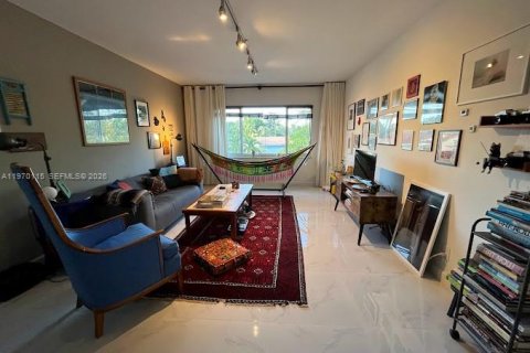 Condo in Fort Lauderdale, Florida, 2 bedrooms № 2030835 - photo 4