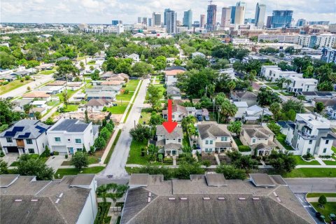 Casa en venta en Tampa, Florida, 3 dormitorios, 175.59 m2 № 2385651 - foto 21