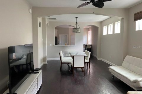 Casa en venta en Tampa, Florida, 3 dormitorios, 175.59 m2 № 2385651 - foto 5