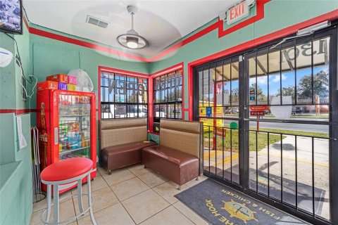 Commercial property in Ocala, Florida 55.18 sq.m. № 1559966 - photo 9