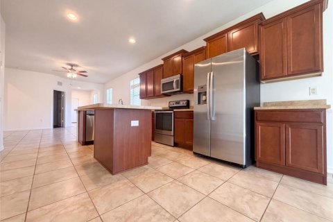 House in Riverview, Florida 3 bedrooms, 144.09 sq.m. № 2403645 - photo 7