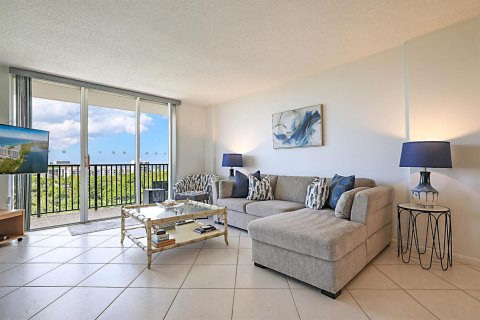 Condo in Boca Raton, Florida, 2 bedrooms  № 2392944 - photo 17