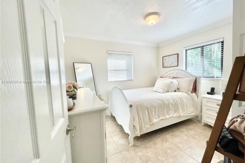 Villa ou maison à louer à Hollywood, Floride: 3 chambres, 119.66 m2 № 1842746 - photo 10